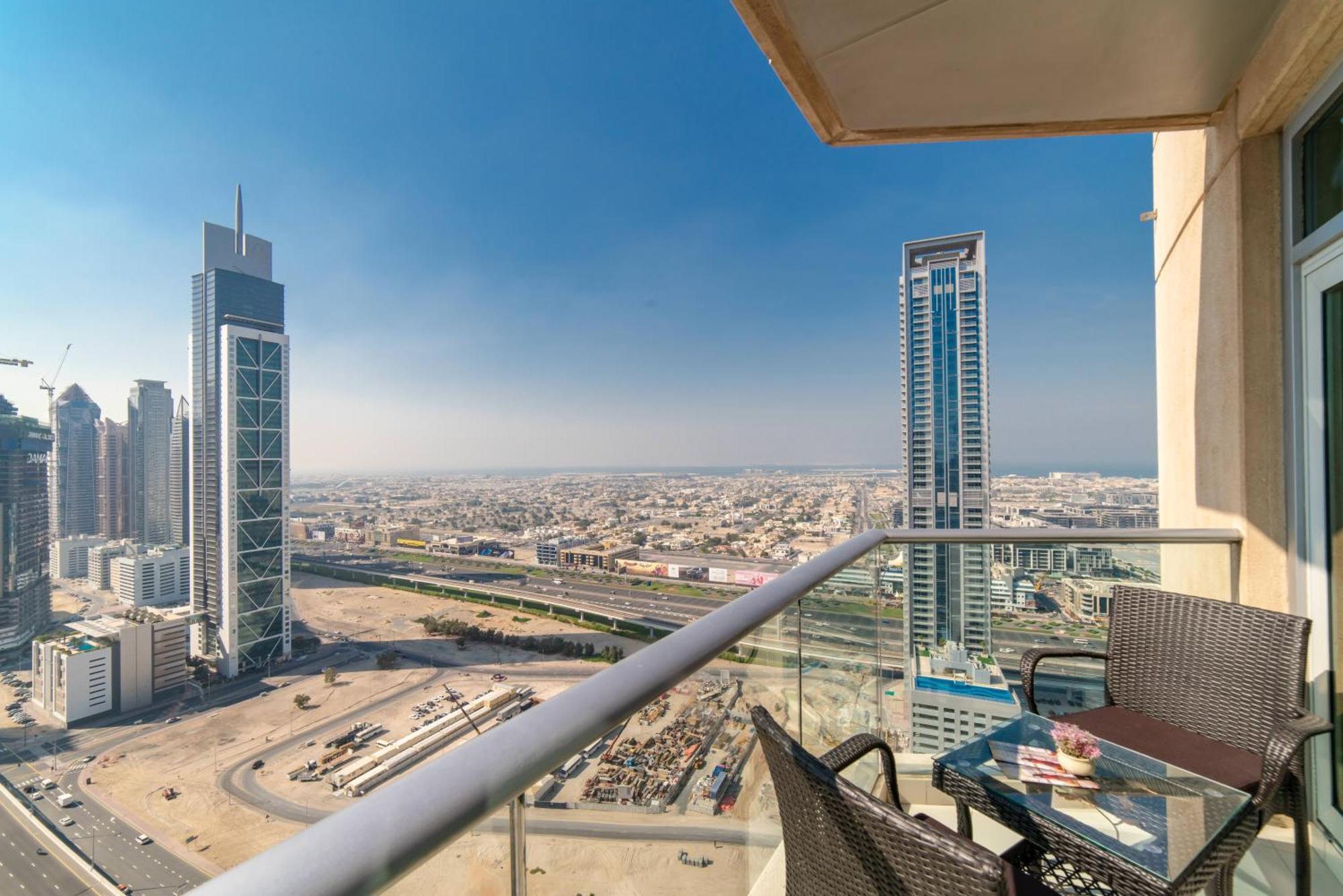 Icon Casa Living - Super Loft West Tower Daire Dubai Dış mekan fotoğraf